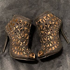 Bonnibel Black Glitter Cutout Peep-Toe Cleo-3 Stiletto Booties